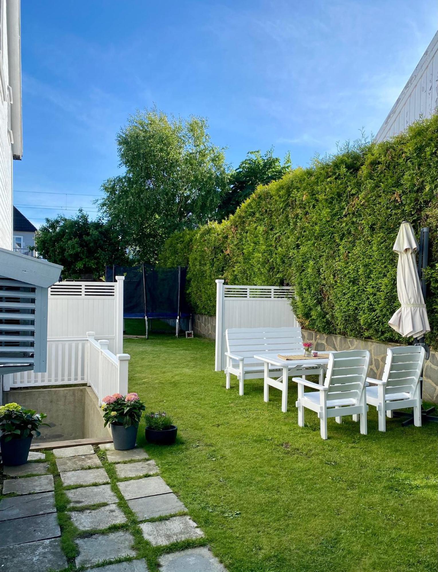 Down Town Apartment With Outside Area In Villa Kristiansand Buitenkant foto